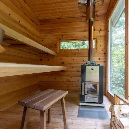 In With Sauna Дом отдыха