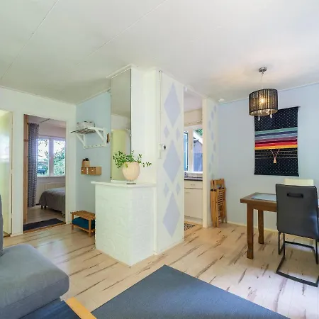 Holiday home Tranquil In With Sauna Epse